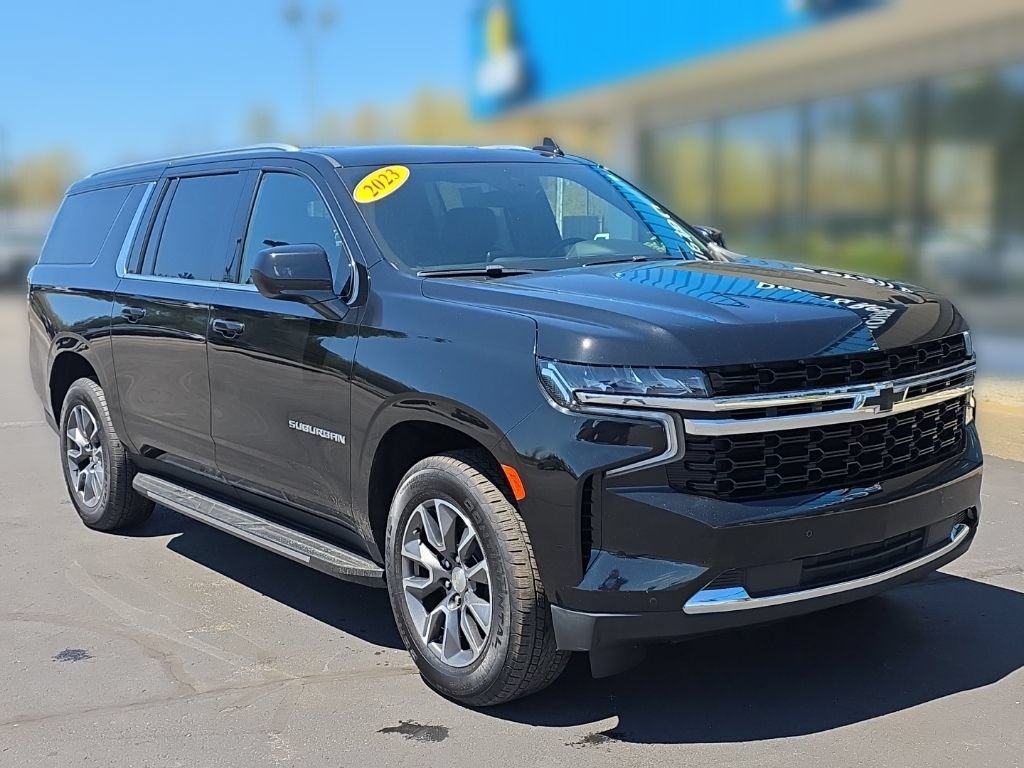 Used 2023 Chevrolet Suburban LS AWD/4WD image 9