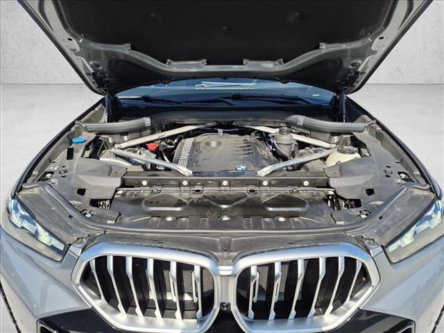 Used 2025 BMW X6 xDrive40i w/ Climate Comfort Package AWD/4WD image 24