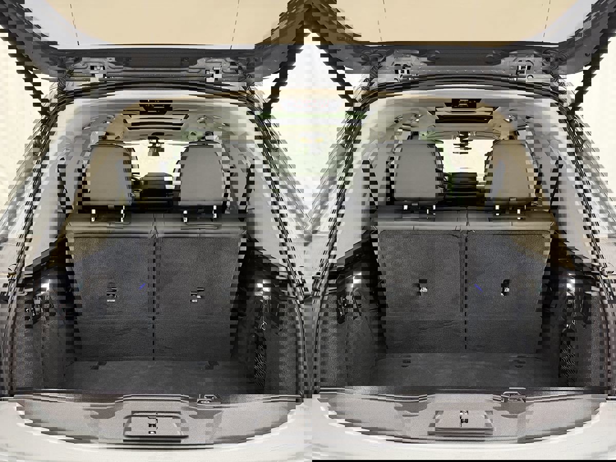 Used 2023 BMW X7 xDrive40i w/ Premium Package image 60