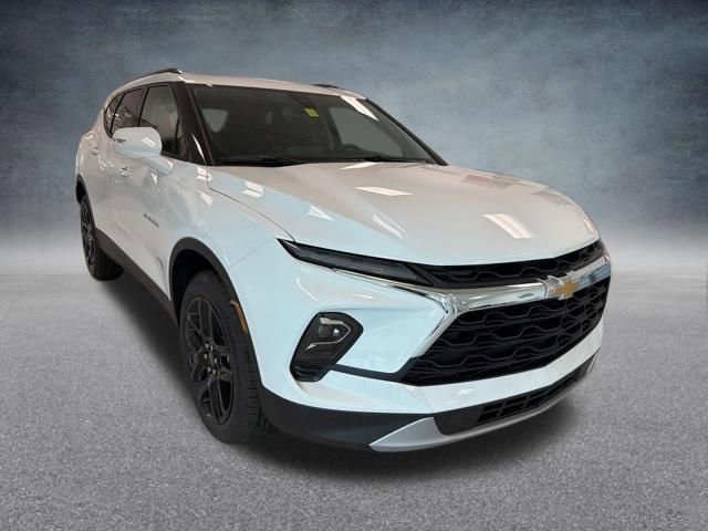 New 2026 Chevrolet Blazer LT w/ LPO, Floor Liner Package AWD/4WD image 4