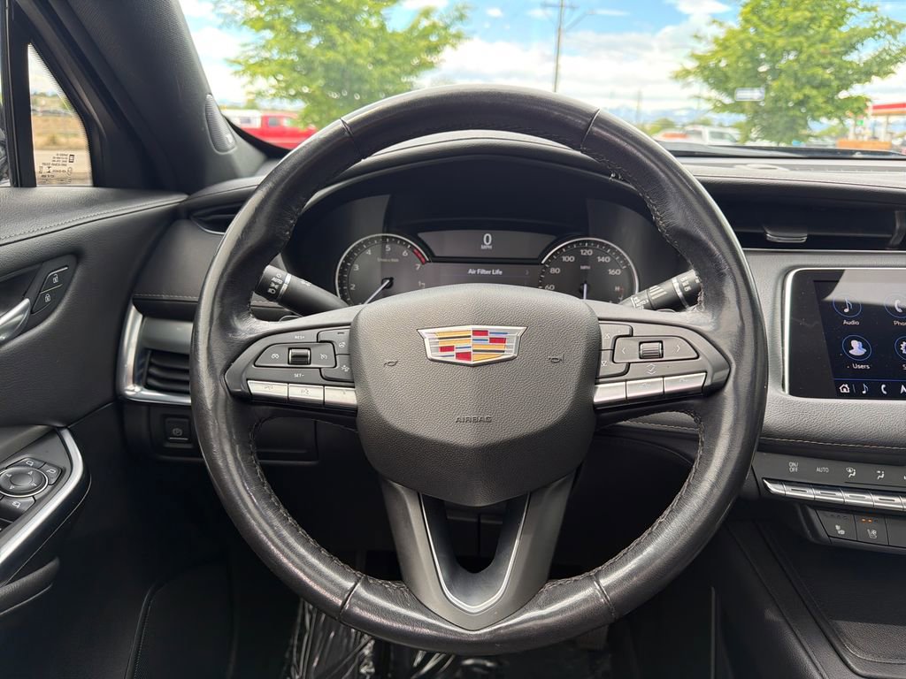 Used 2021 Cadillac XT4 Premium Luxury AWD/4WD image 15