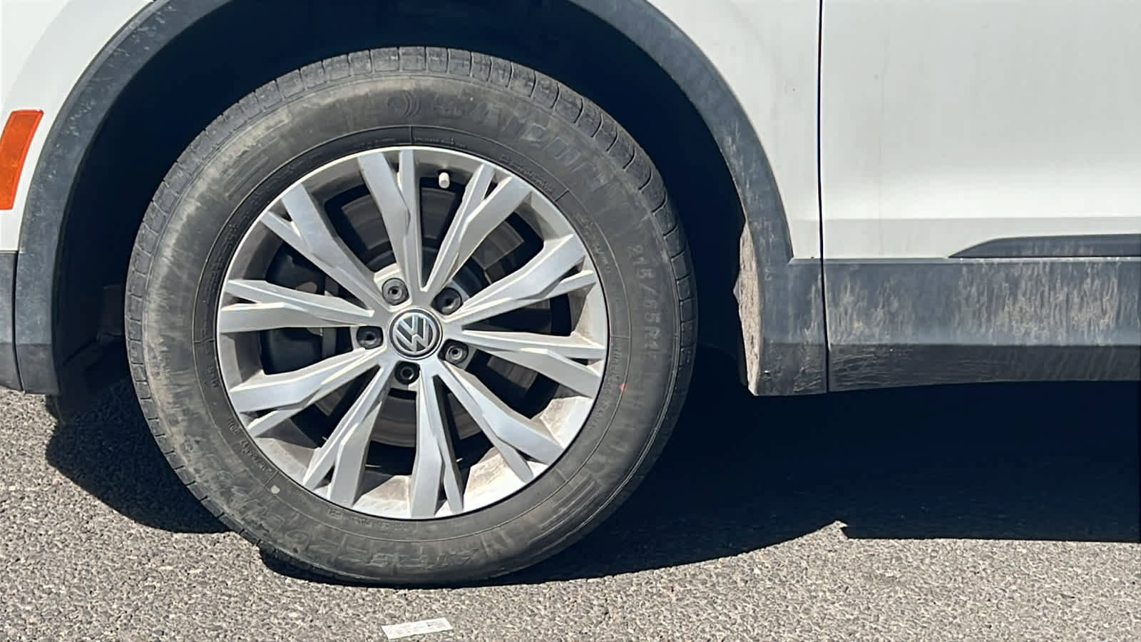 Used 2019 Volkswagen Tiguan SE image 9