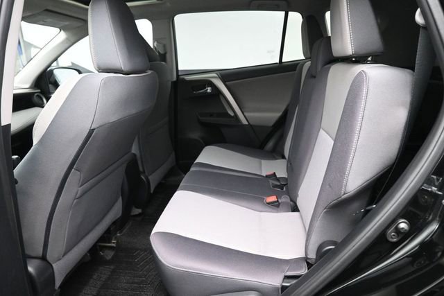 Used 2014 Toyota RAV4 XLE FWD image 21
