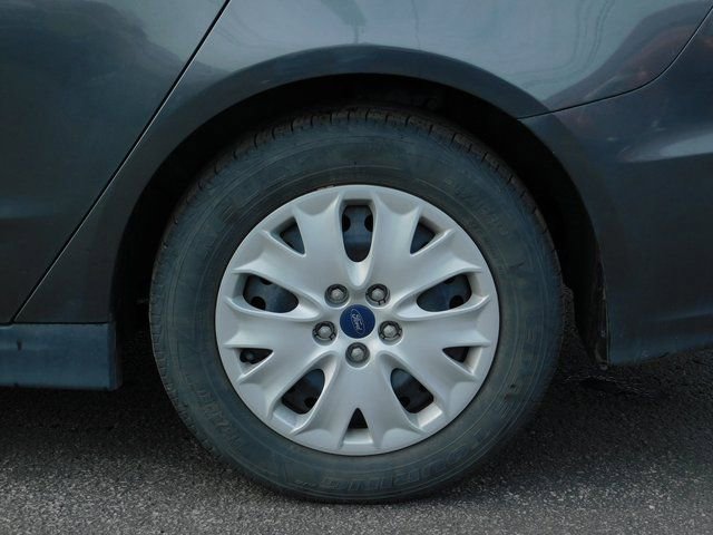 Used 2020 Ford Fusion S image 10