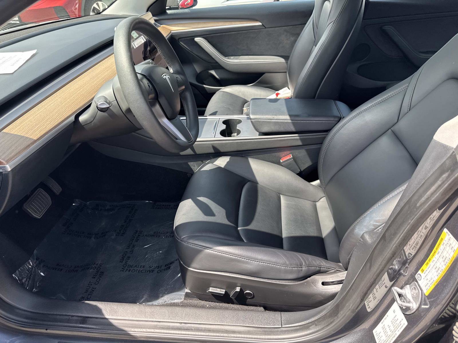 Used 2023 Tesla Model 3 Standard Range image 12