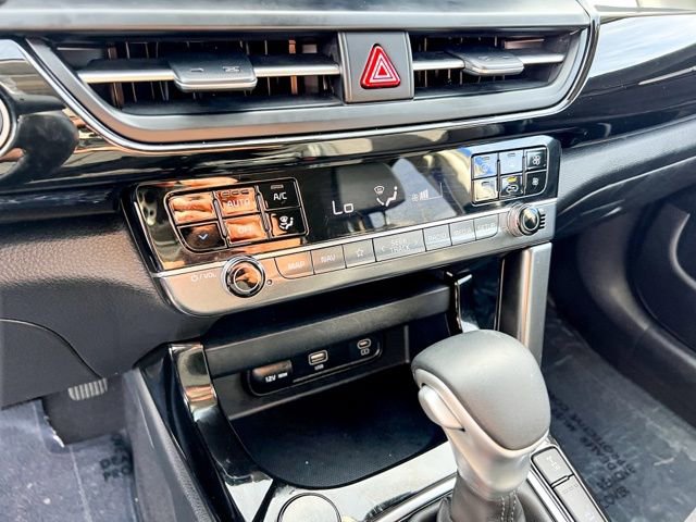 Certified 2024 Kia Seltos X-Line image 22