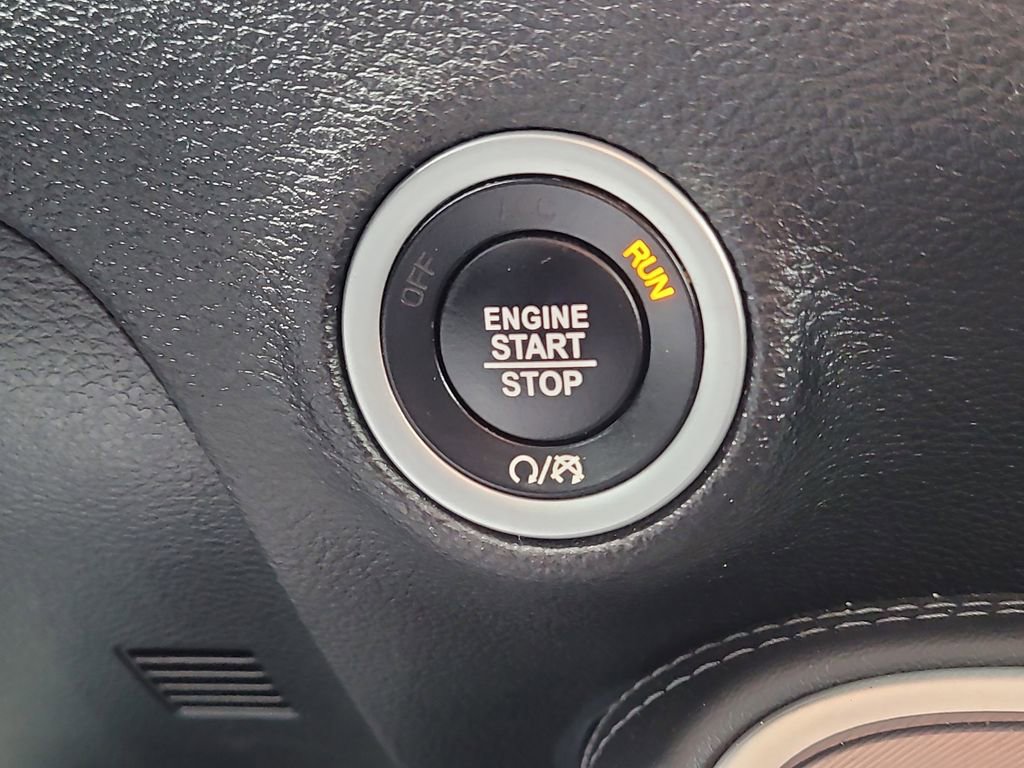 Used 2021 Dodge Challenger SXT w/ Blacktop Package image 18