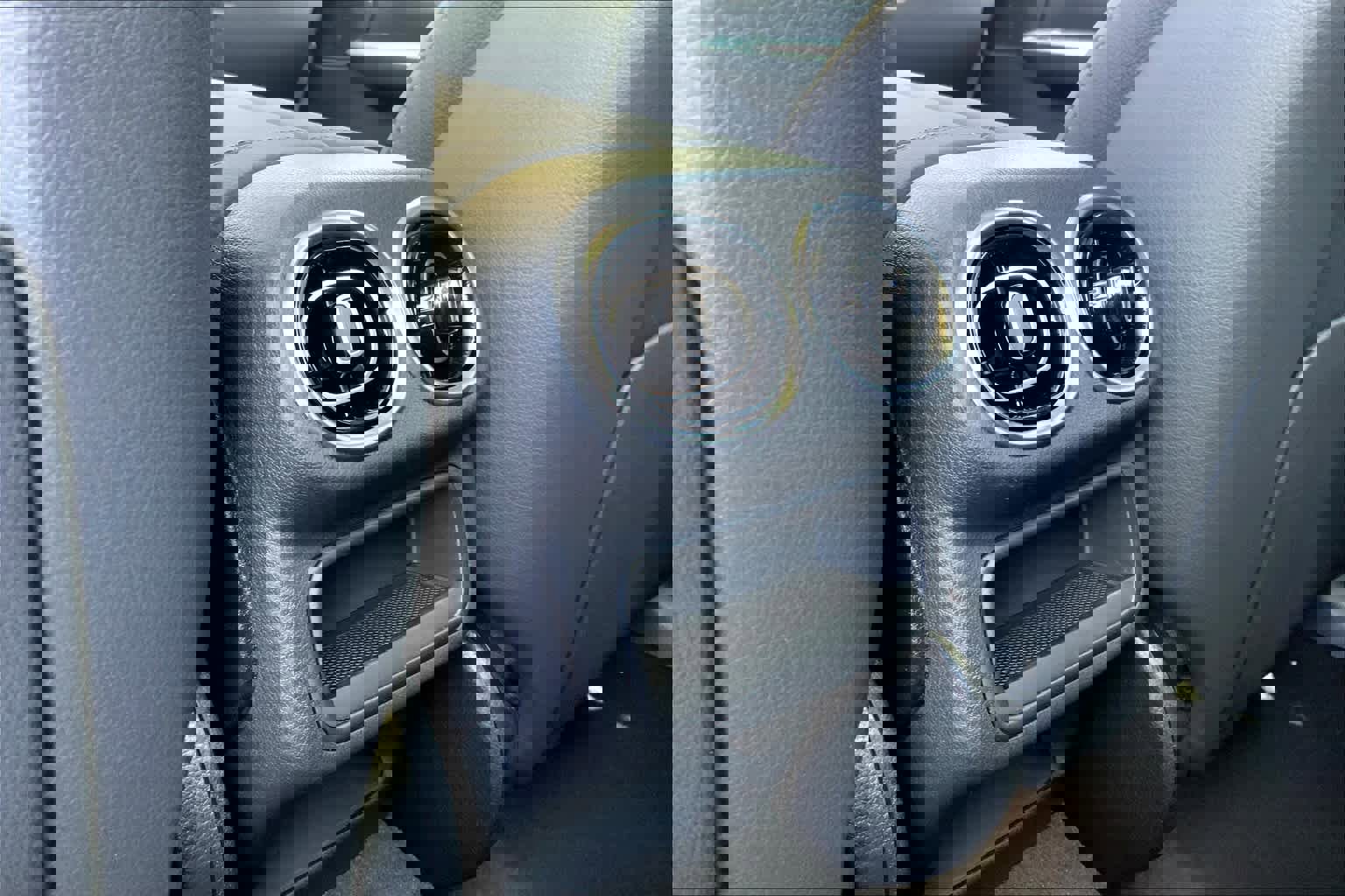 Certified 2025 Mercedes-Benz GLC 300 image 11