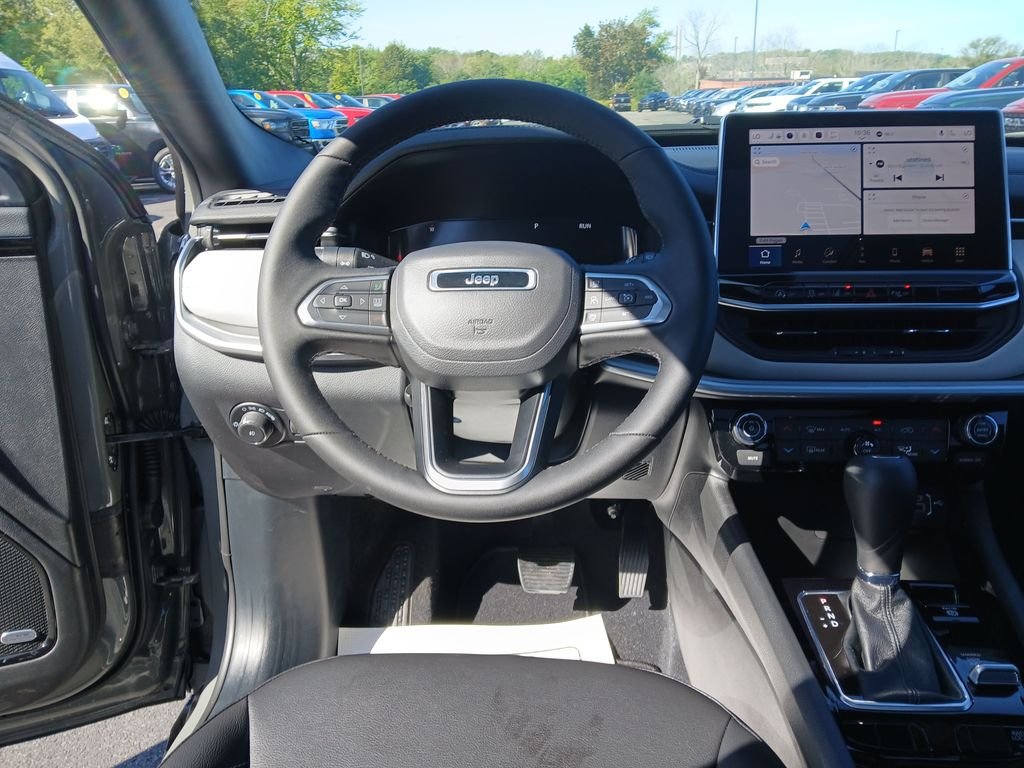 New 2026 Jeep Compass Limited w/ Sun, Sound & Navigation Group AWD/4WD image 14