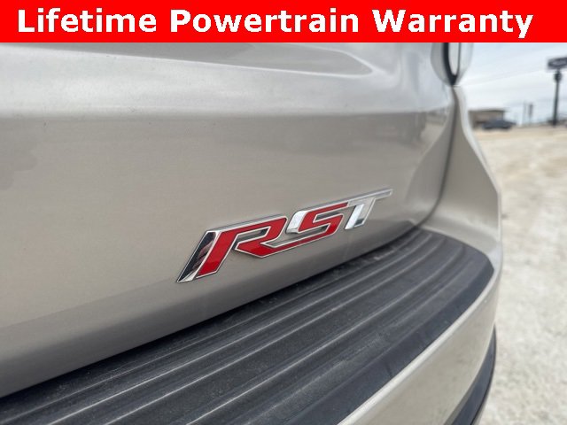 Used 2024 Chevrolet Suburban RST w/ Luxury Package image 12