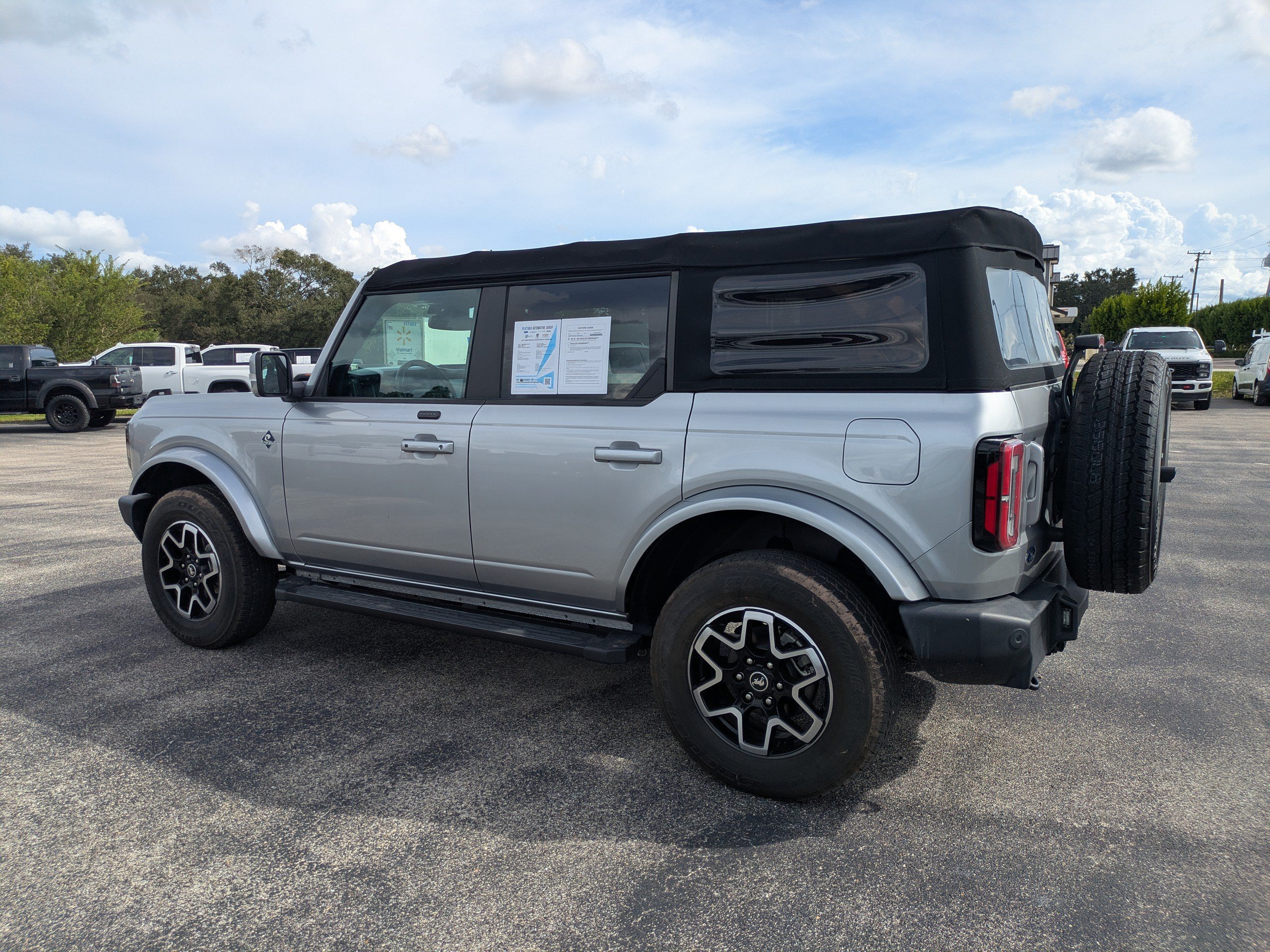 Used 2021 Ford Bronco Outer Banks AWD/4WD image 6