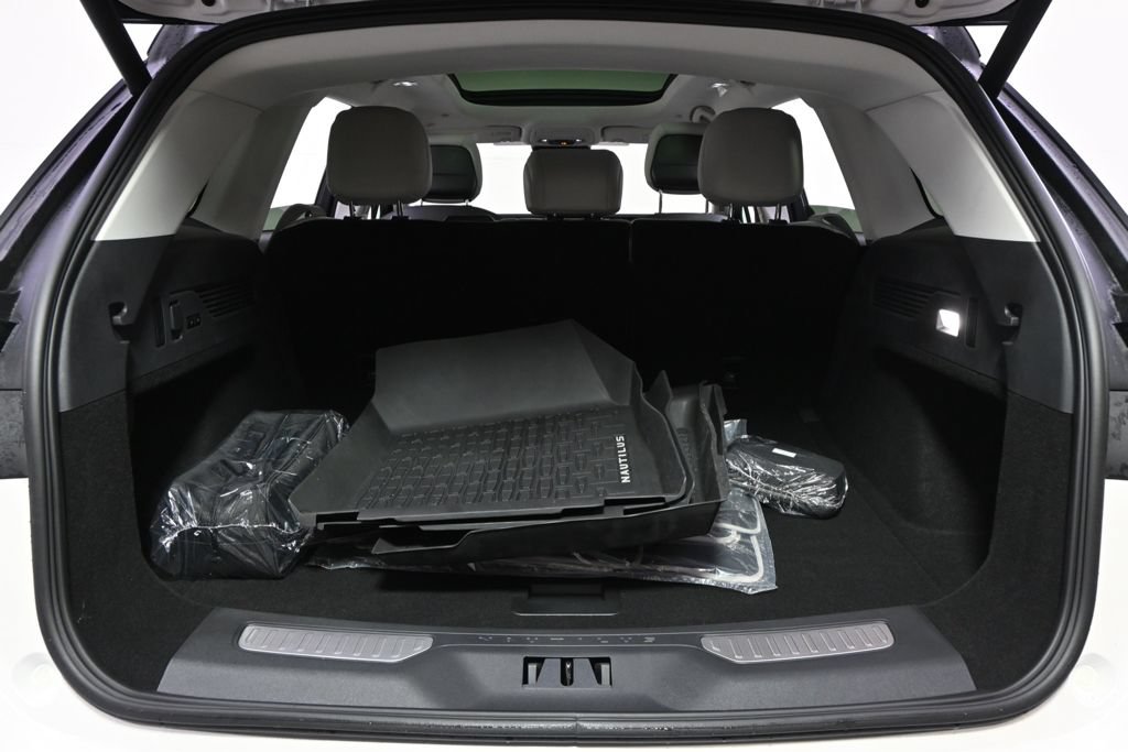 New 2026 Lincoln Nautilus Reserve w/ Jet Appearance Package AWD/4WD image 19