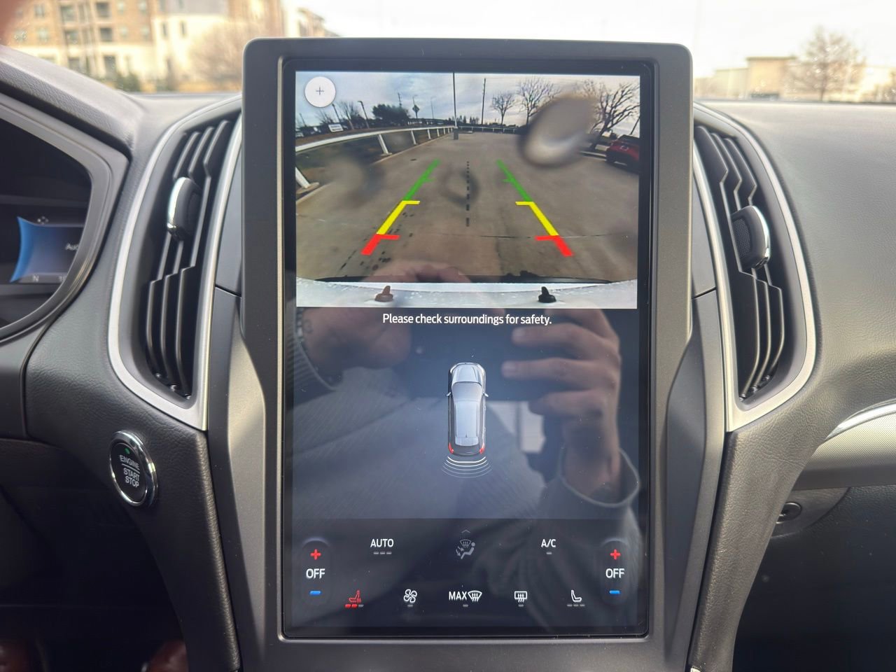 Used 2022 Ford Edge SEL w/ Sport Appearance Package image 10