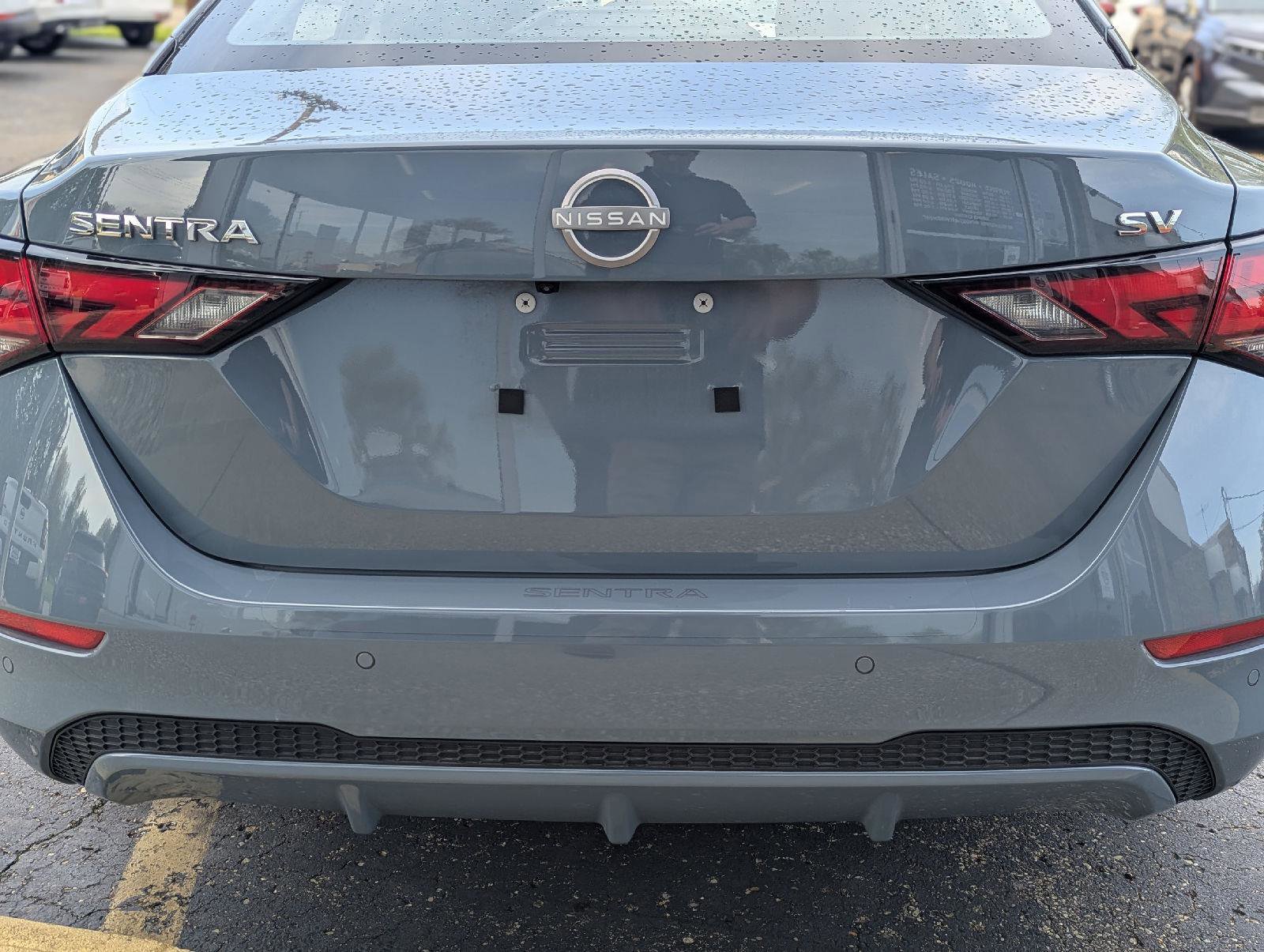 Used 2024 Nissan Sentra SV FWD image 12