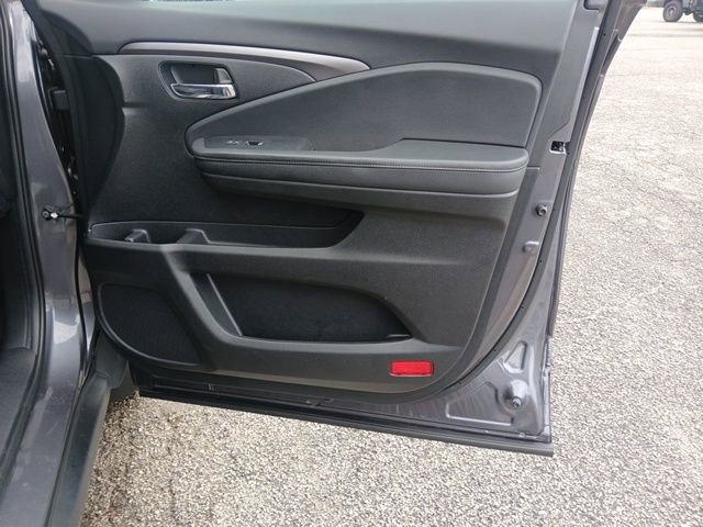 Used 2021 Honda Passport Sport image 28