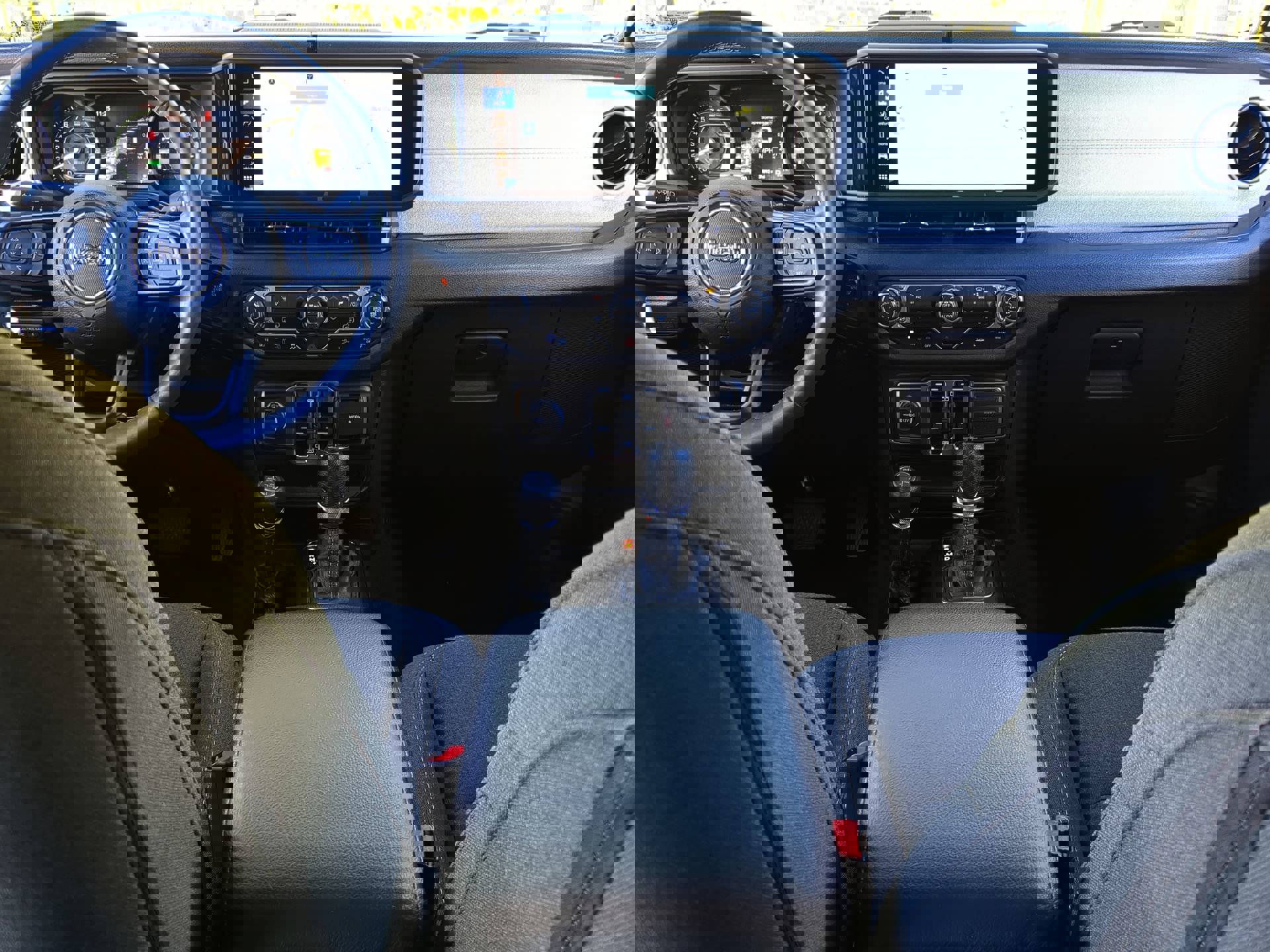 Used 2024 Jeep Wrangler Sport S w/ LED Headlamp & Fog Lamp Group image 16