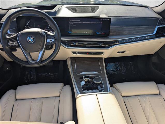 Certified 2024 BMW X5 xDrive50e w/ Premium Package AWD/4WD image 19