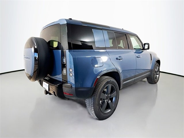New 2026 Land Rover Defender 110 S image 5