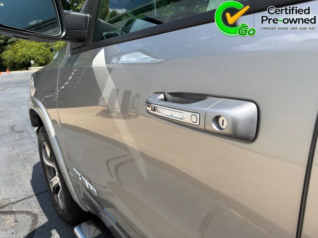 Used 2019 RAM 1500 Laramie AWD/4WD image 20