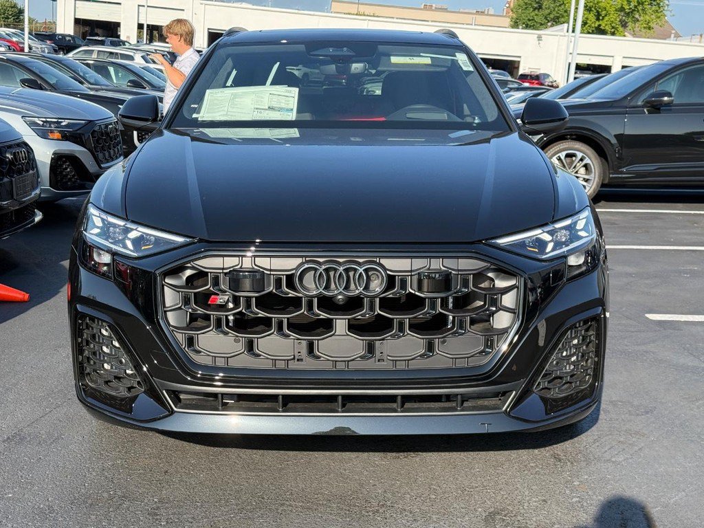 New 2027 Audi SQ8 Prestige AWD/4WD image 6