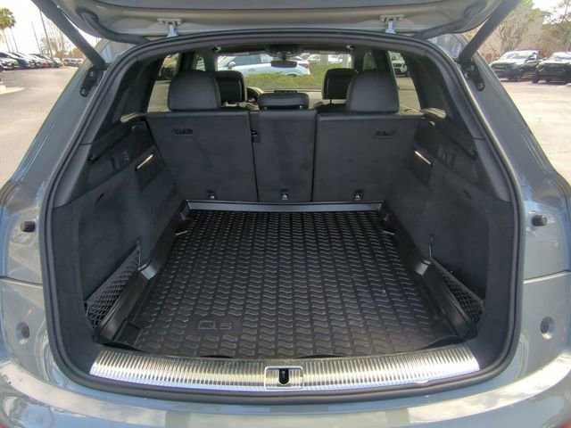 Used 2020 Audi SQ5 Prestige image 14