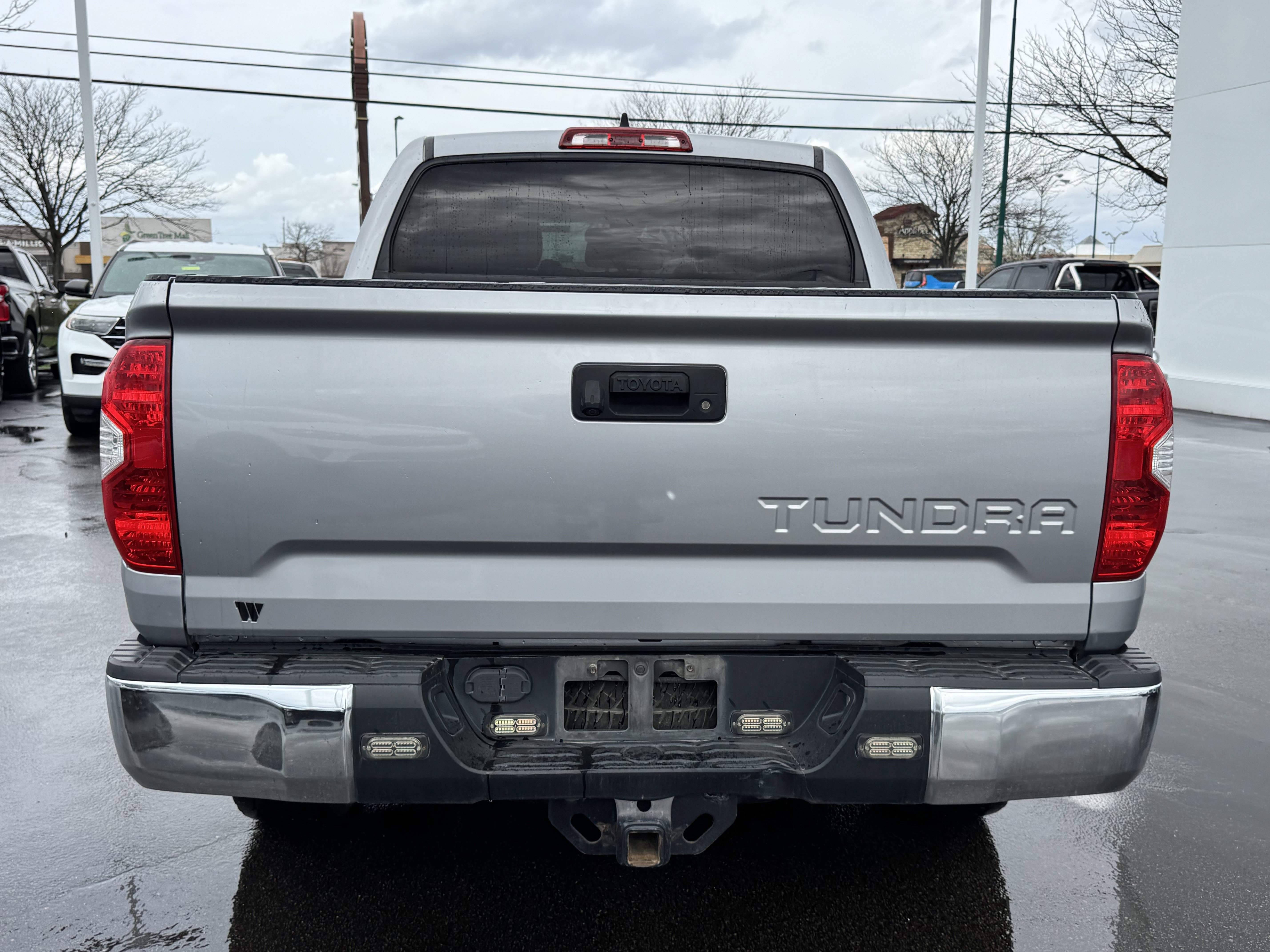 Used 2021 Toyota Tundra Limited w/ TRD Off-Road Package image 15
