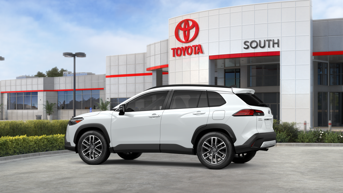 New 2026 Toyota Corolla Cross XLE w/ Convenience Package AWD/4WD image 5