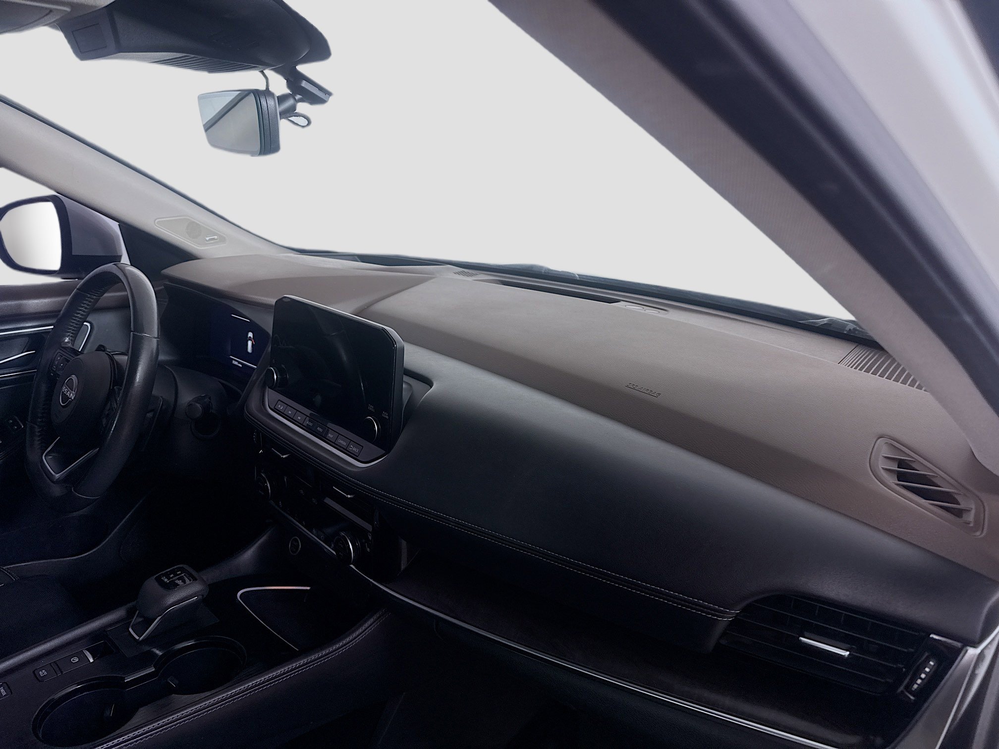 Used 2022 Nissan Rogue Platinum w/ Head-Up Display Package image 30