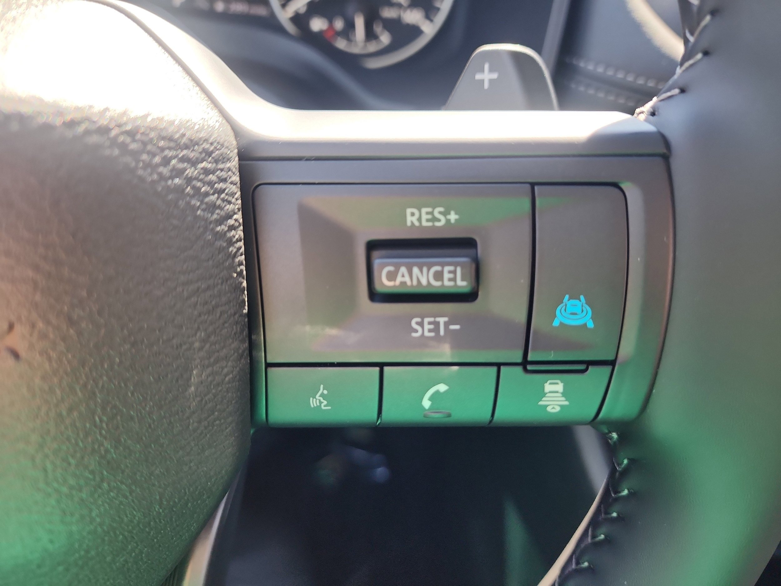 New 2026 Nissan Rogue SV w/ Cold Weather Package AWD/4WD image 18