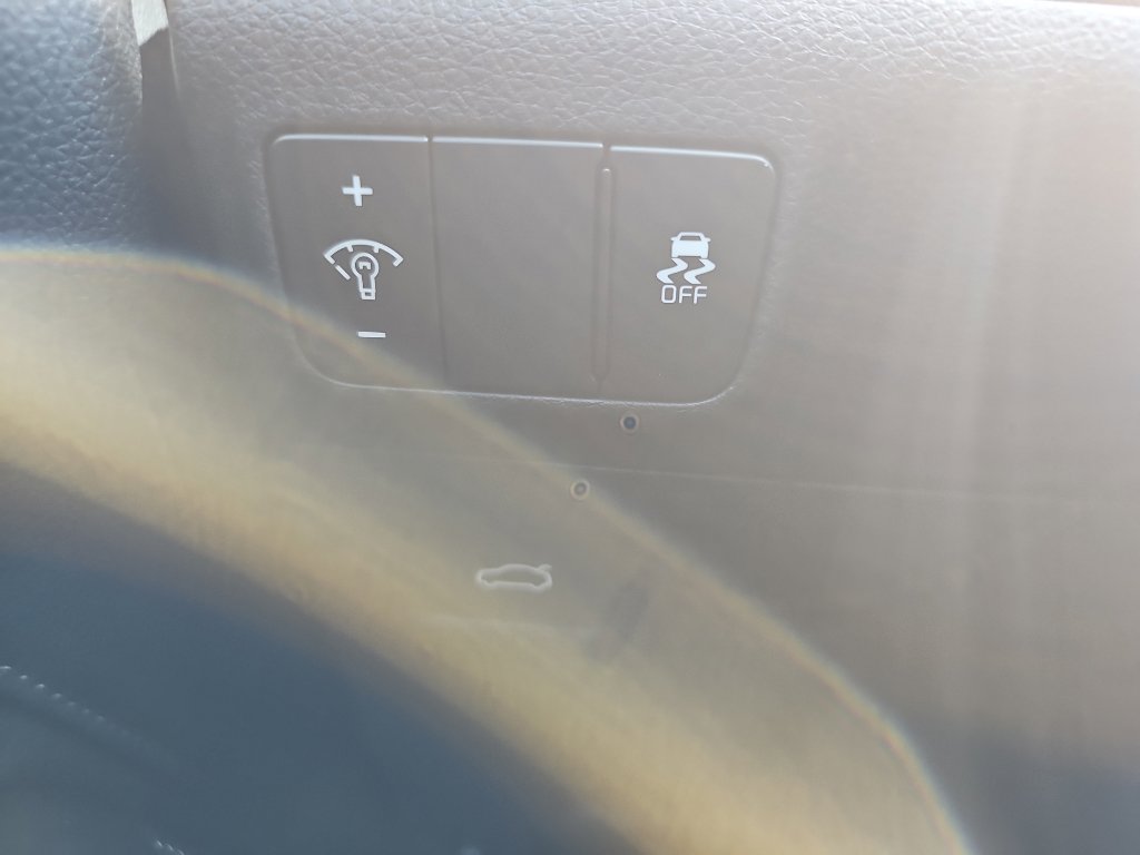 New 2026 Kia K5 EX image 13