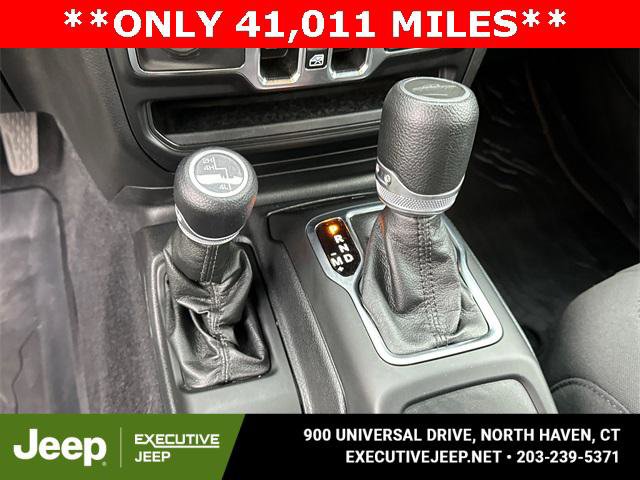 Certified 2021 Jeep Gladiator Willys image 16