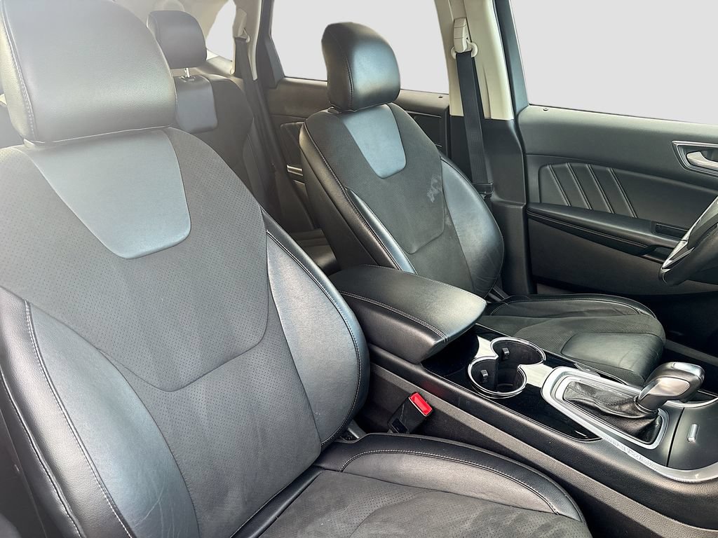Used 2018 Ford Edge Sport w/ Technology Package AWD/4WD image 27