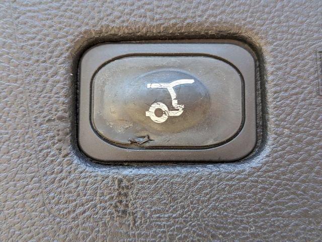 Used 2023 Ford Edge Titanium image 15