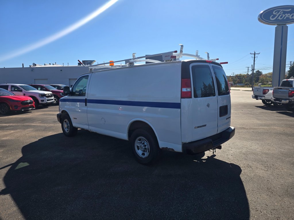 Used 2006 Chevrolet Express 2500 RWD image 3
