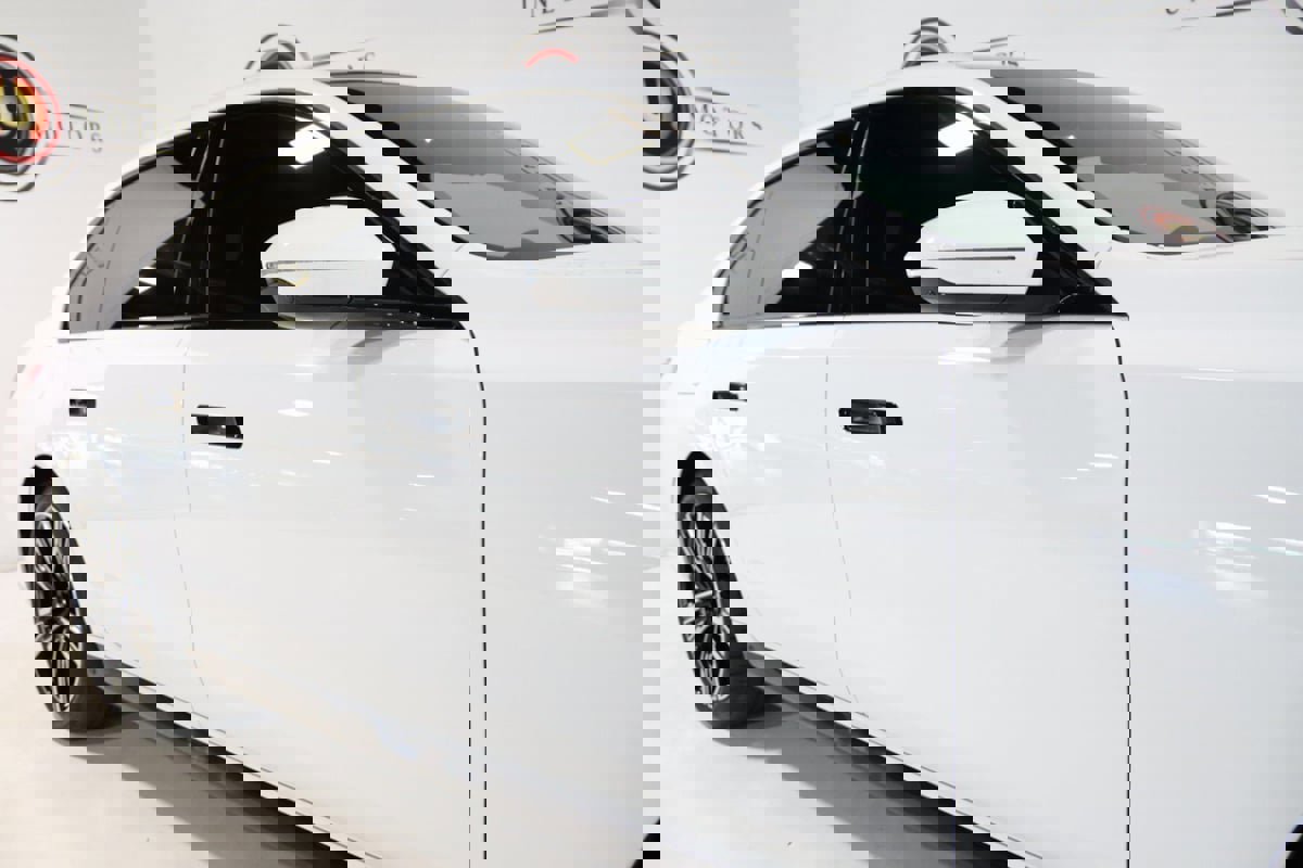 Used 2023 BMW 760i xDrive image 84