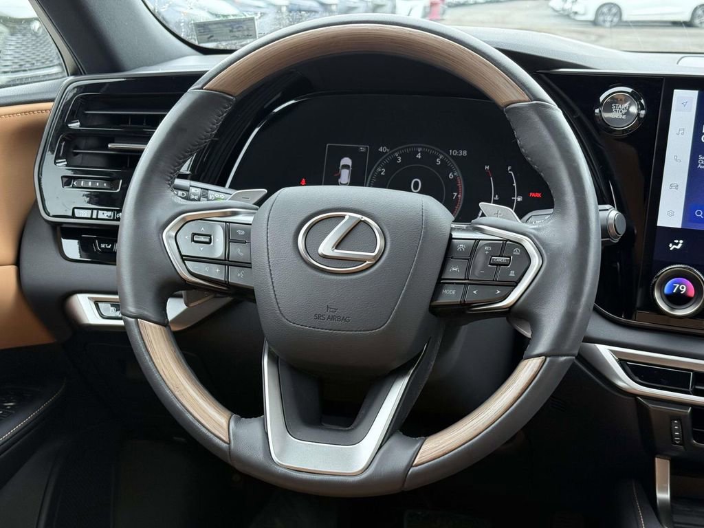 Used 2023 Lexus RX 350 Premium image 9