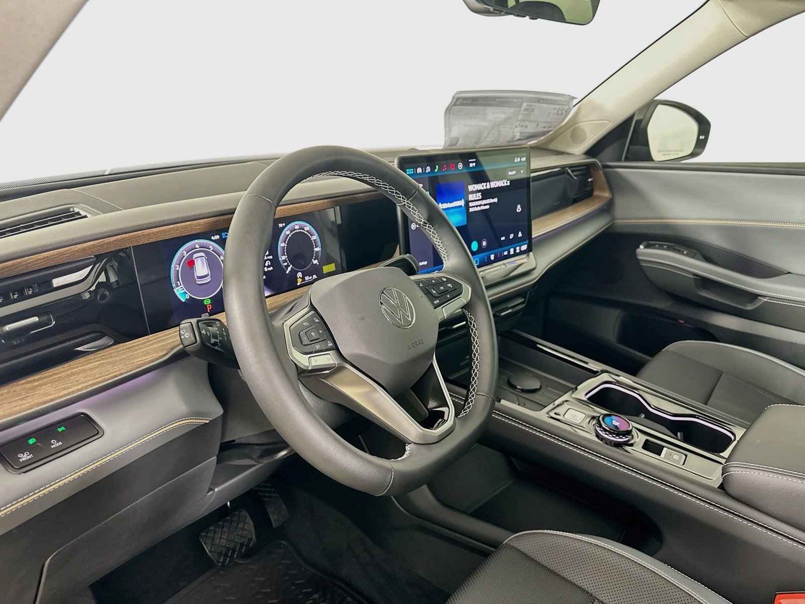 New 2027 Volkswagen Atlas SE AWD/4WD image 33