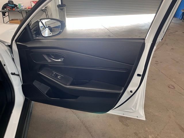 Used 2025 Honda Accord Sport image 12