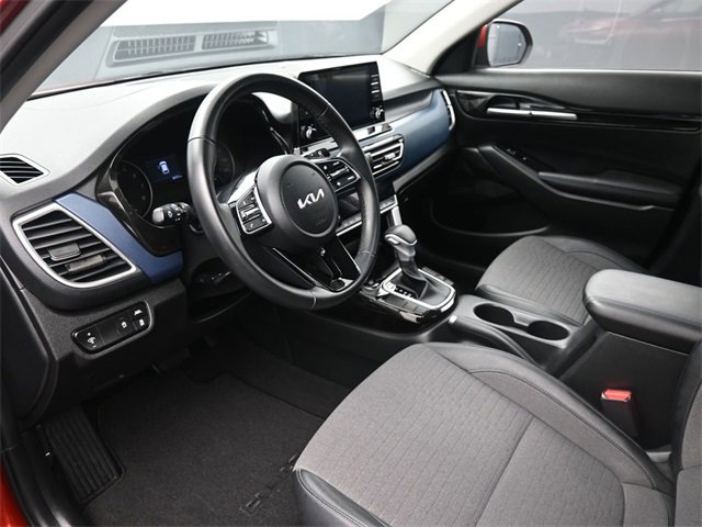 Used 2023 Kia Seltos S image 18
