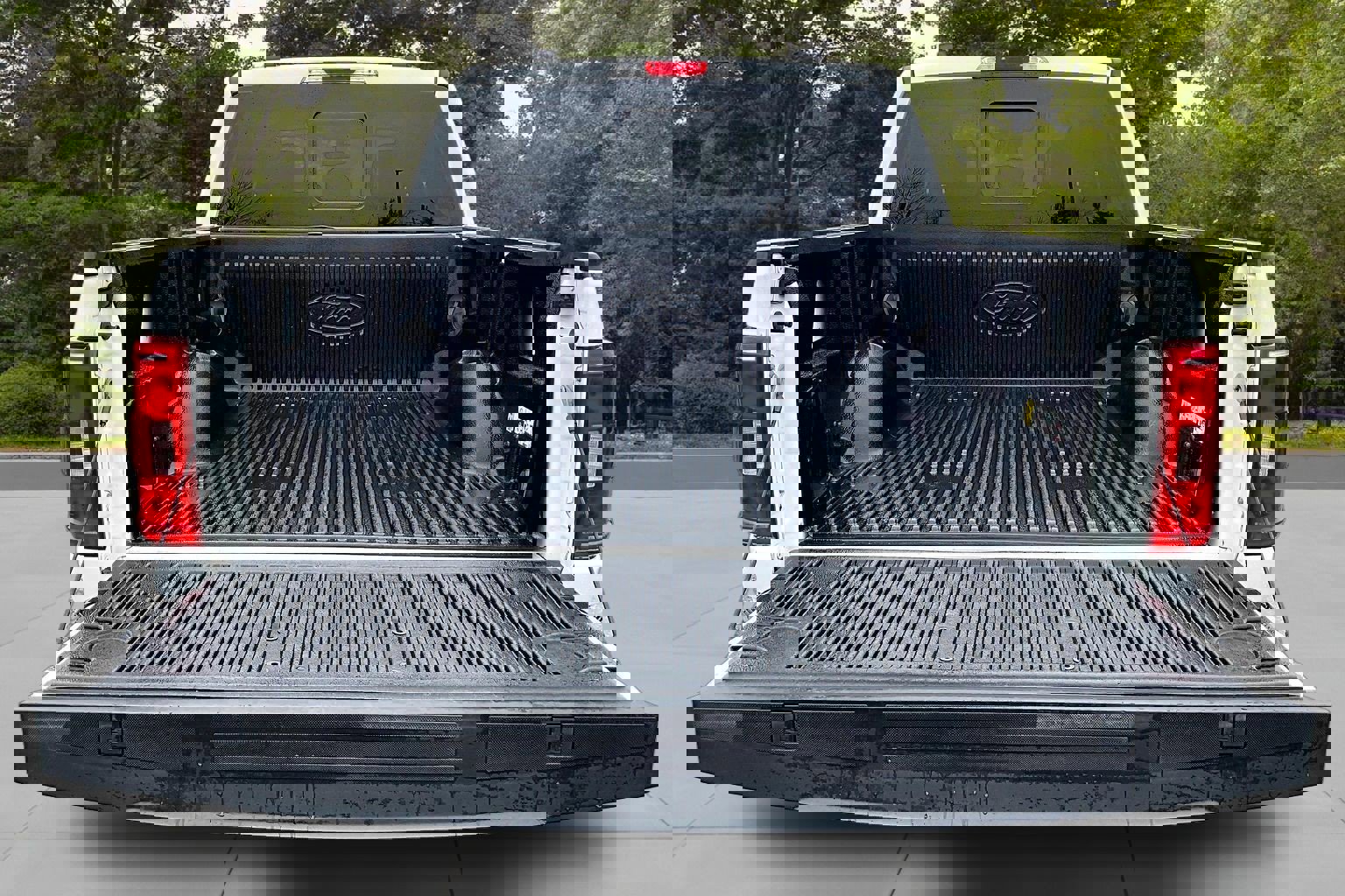 Used 2023 Ford F150 XLT w/ Equipment Group 302A High image 7