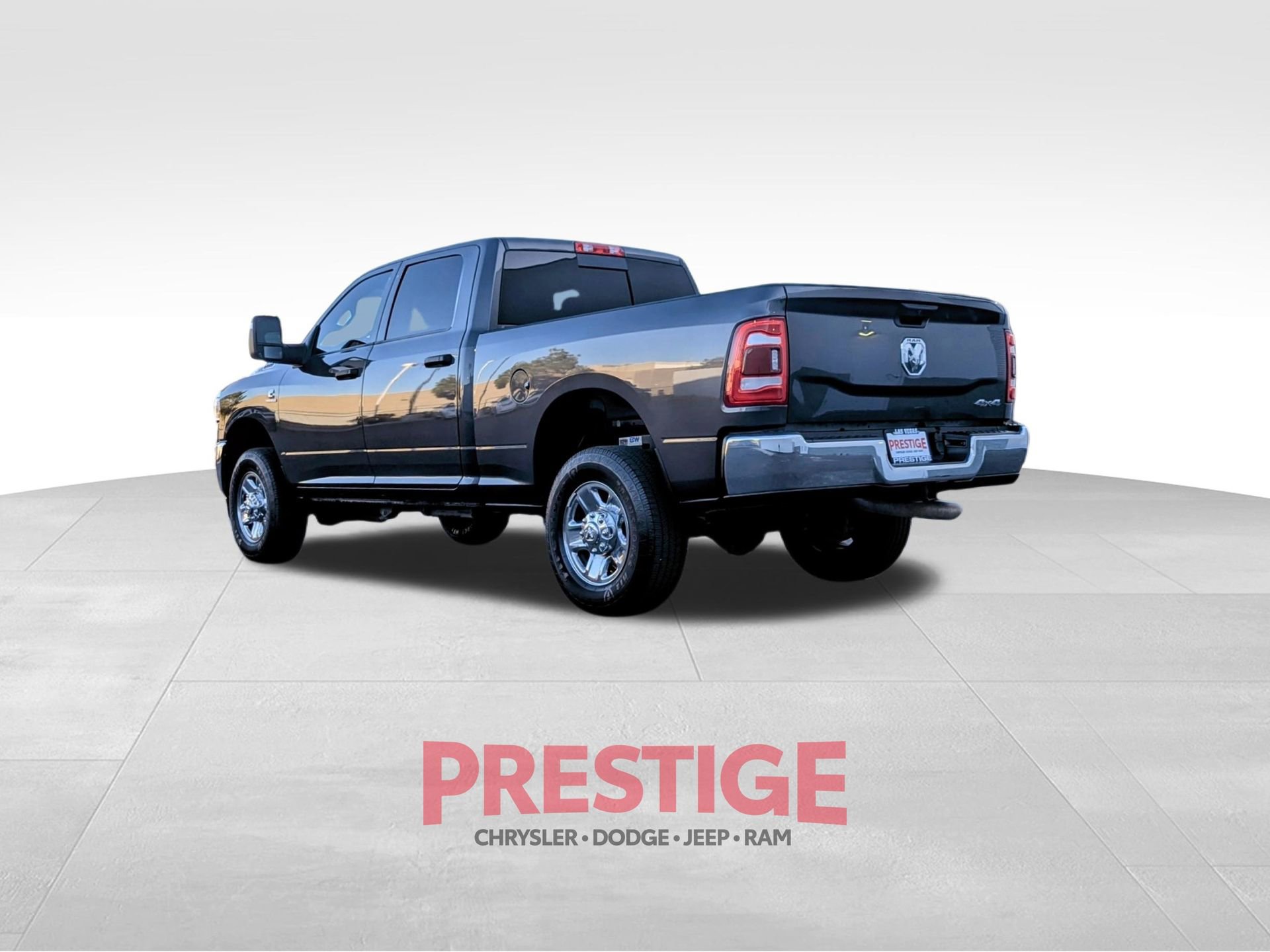 Used 2024 RAM 2500 Tradesman w/ Chrome Appearance Group AWD/4WD image 14