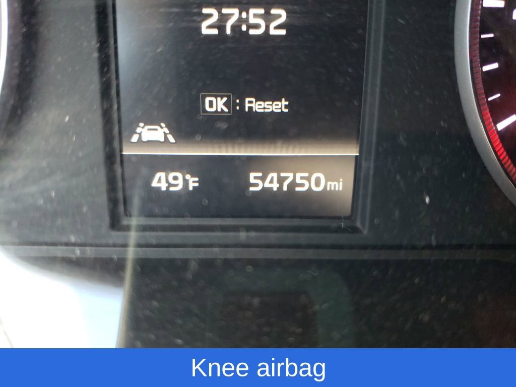 Used 2023 Kia K5 LXS image 19