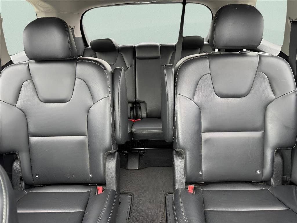 Used 2022 Kia Telluride S image 16