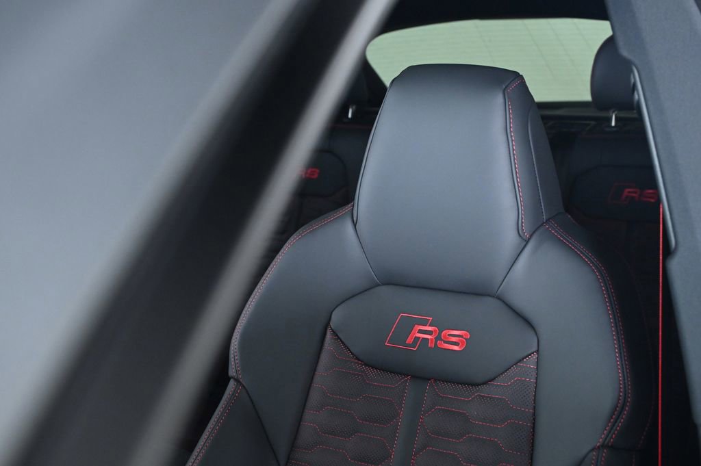 New 2026 Audi RS Q8 performance image 23