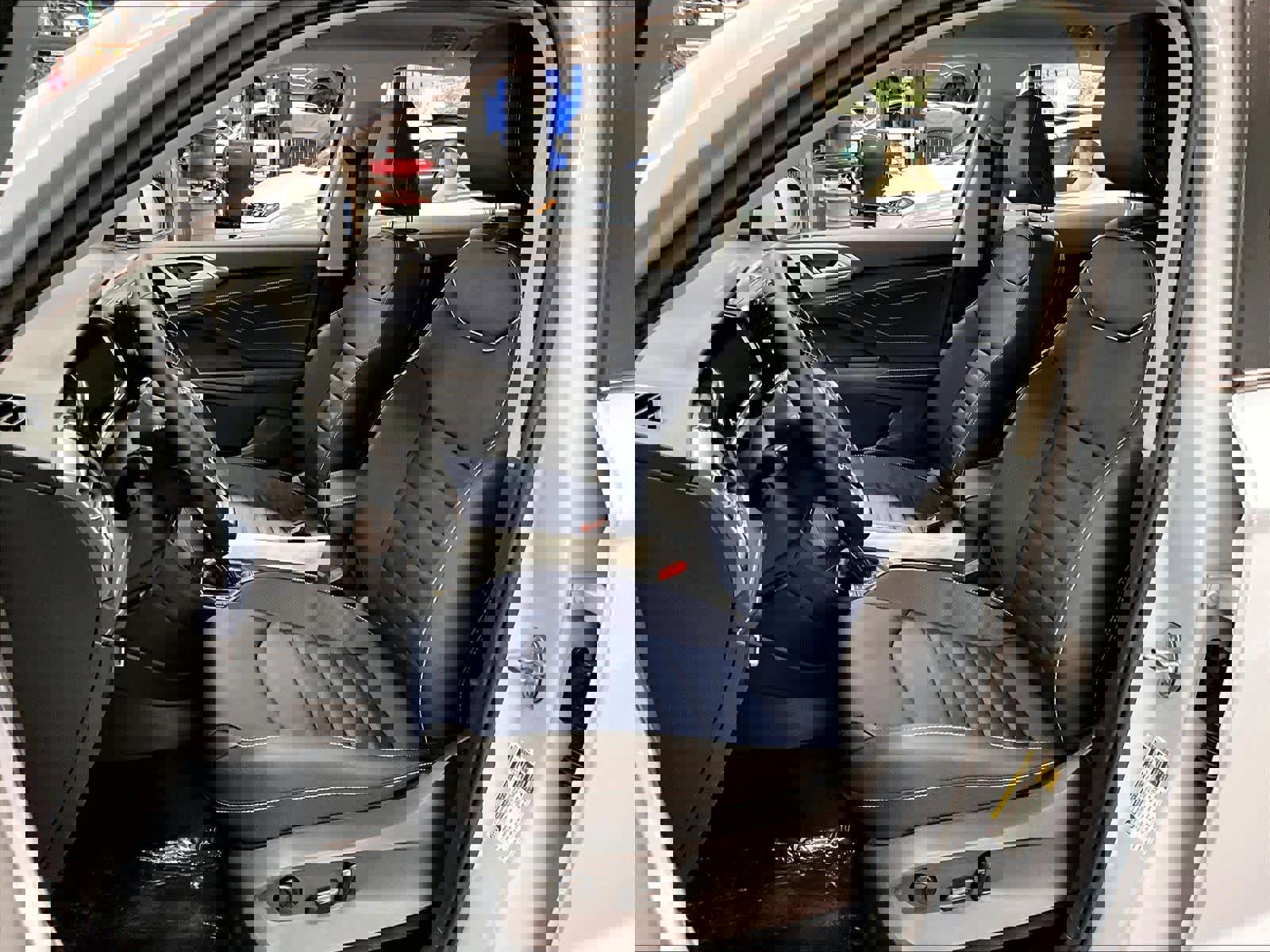 New 2026 Volkswagen Taos SEL image 11