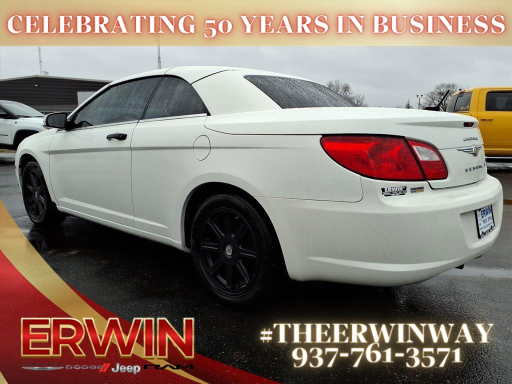 Used 2009 Chrysler Sebring Touring w/ Special Touring Group image 5