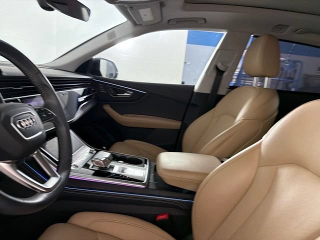 Used 2025 Audi Q8 Prestige AWD/4WD image 24