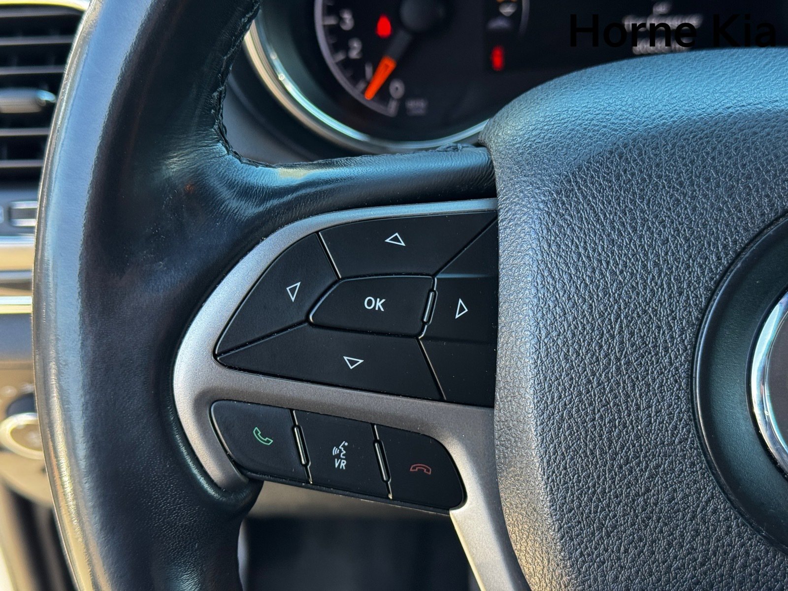 Used 2018 Jeep Grand Cherokee Overland image 18