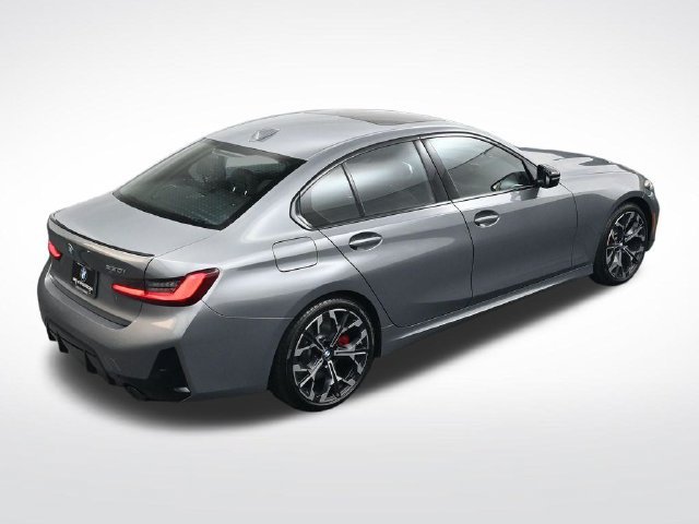 New 2026 BMW 330i Sedan w/ M Sport Package RWD image 26