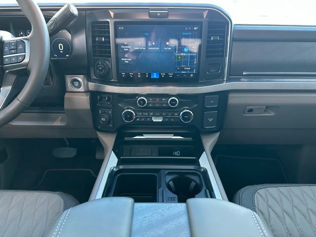 Certified 2025 Ford F350 Platinum w/ Platinum Plus Package image 16